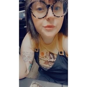 Meet your Posher, Sarah